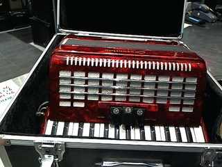 Accordeon rouge+case