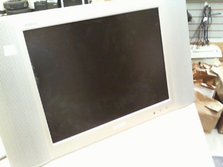 Tv 15 pouce +manette