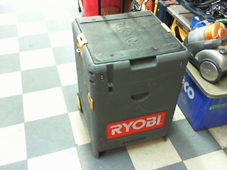 Ensemble scie et drill boite