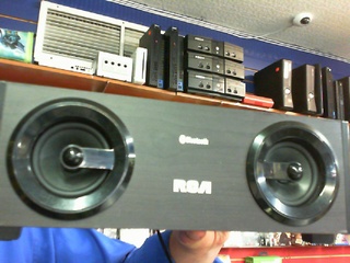 Speaker bluetooth