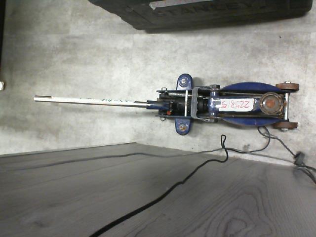 Jack 2 tonnes bleu