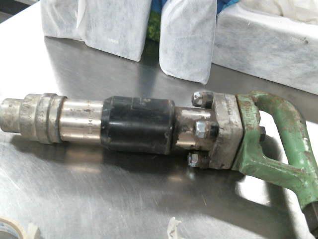 Petit marteau piqueur