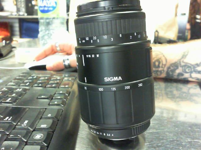 Lens sigma 70-300mm