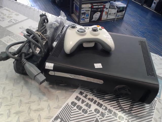 Console x360 noir 120gb + acc