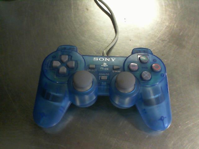 Manette play 2