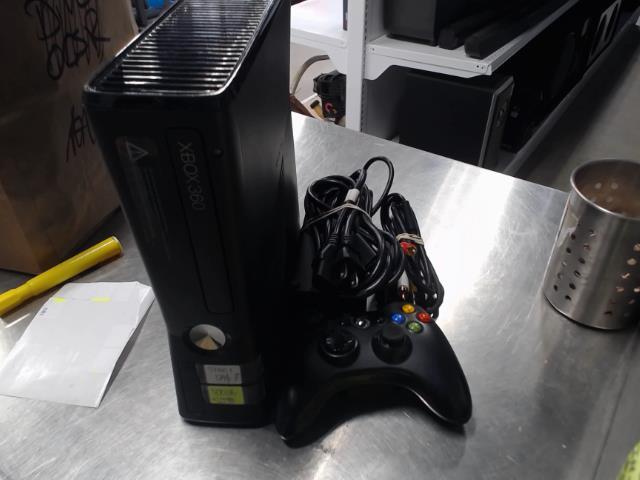 Xbox 360 500gb+manette+fils
