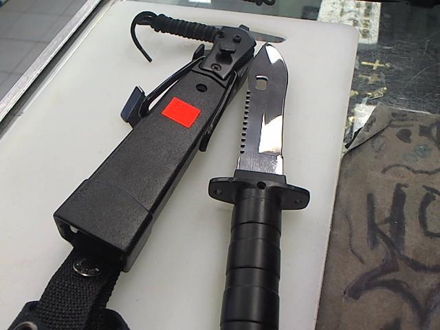Explora survival kit knife