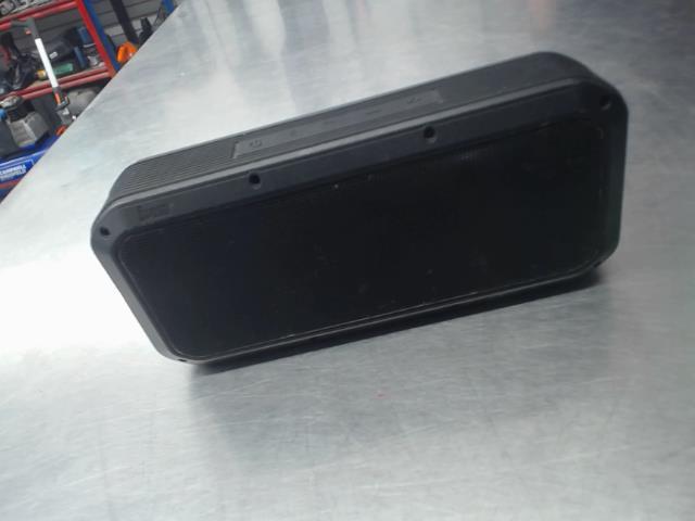 Speaker bluetooth