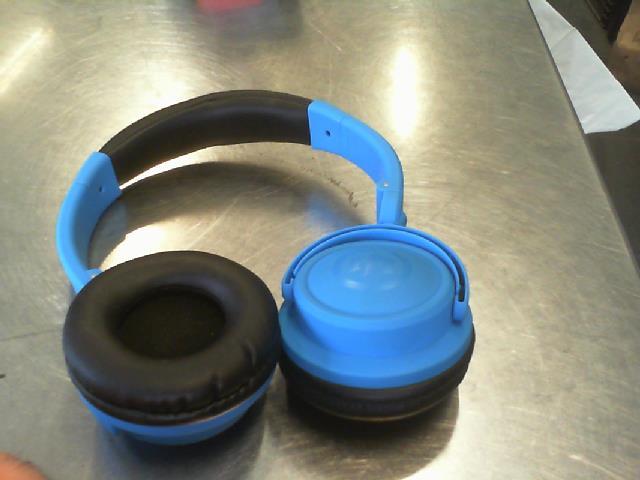 Wireless bluetooth headphones