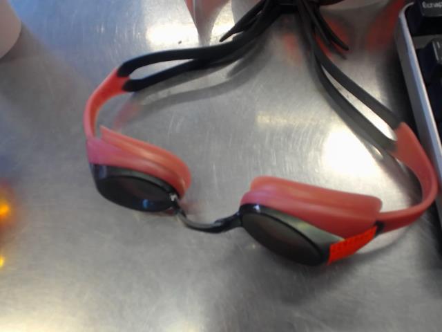 Lunettes piscine rose