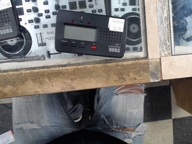 Korg guitar bass tuner