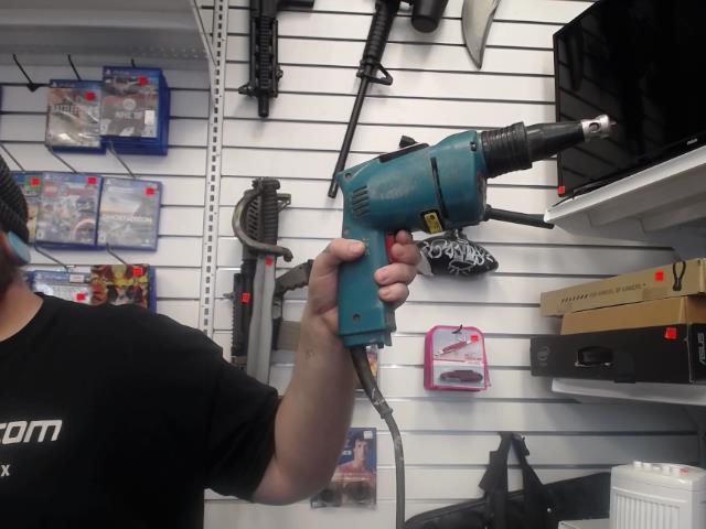 Drill makita