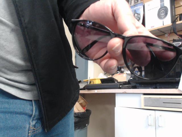Carrera glasses + case