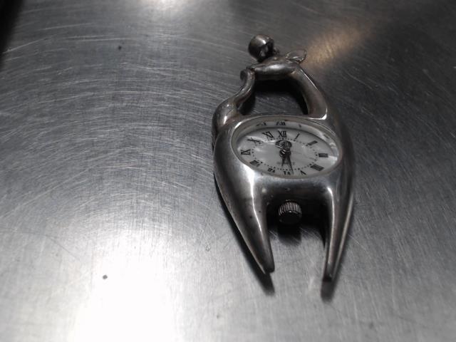 Montre silver pendant