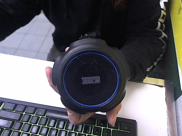 Speaker bluetooth waterproof