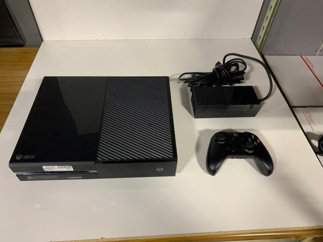 Xbox one 500gb+une man