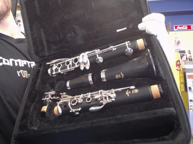 Clarinette dans case