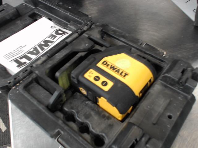 Laser dewalt in box