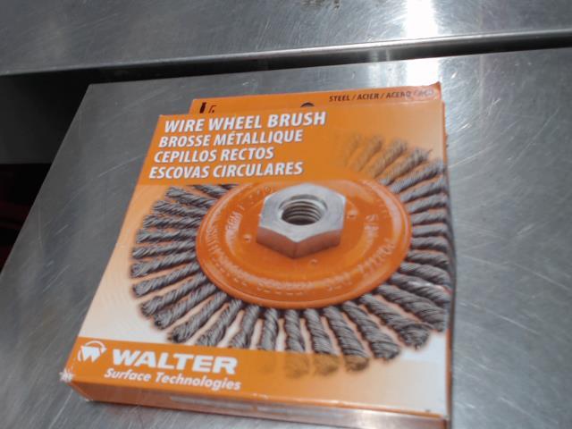 Brosse metallique pour grinder