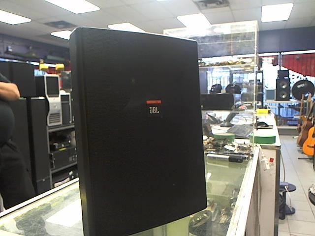 1 speaker jbl de dehors