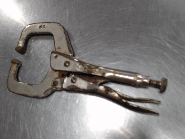Paire vise-grip