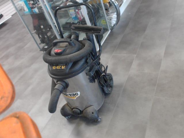 Shopvac ultra avec ses acc