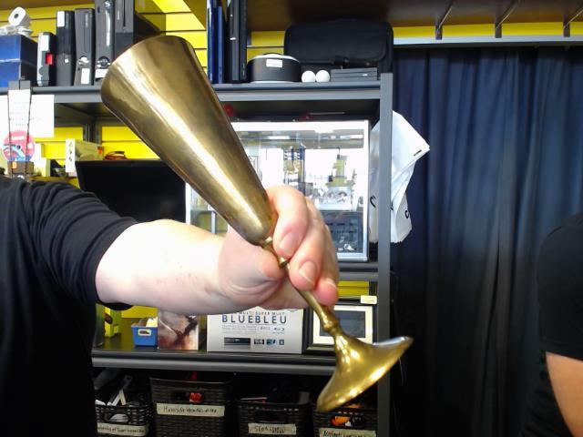 Coupe en brass