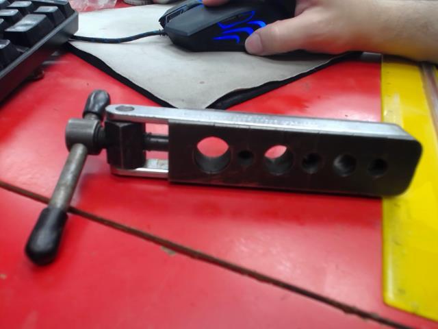 Flaring tool
