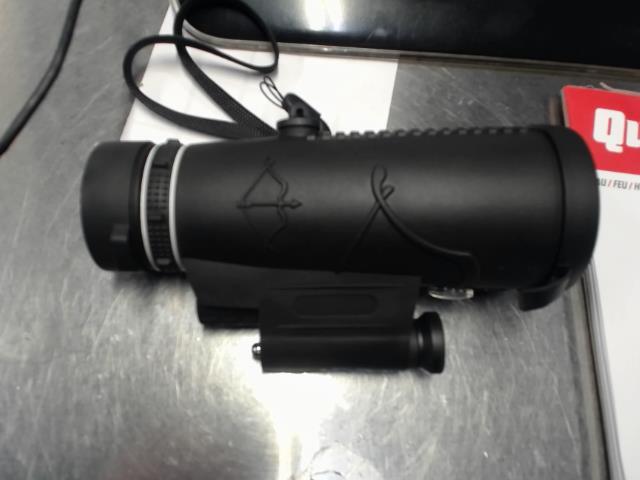 Longue vue  laser +etuit