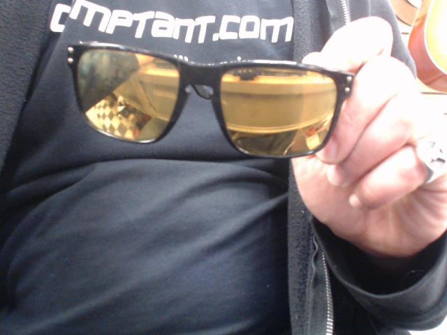 Lunette oakley gold