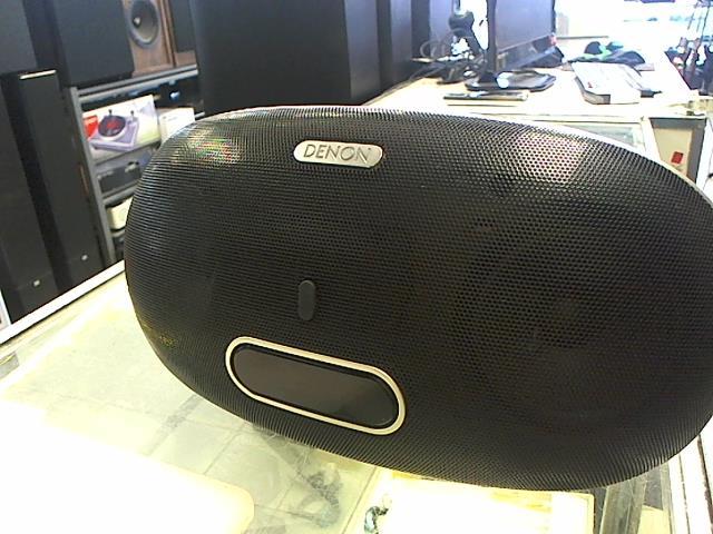 Portable speaker dock