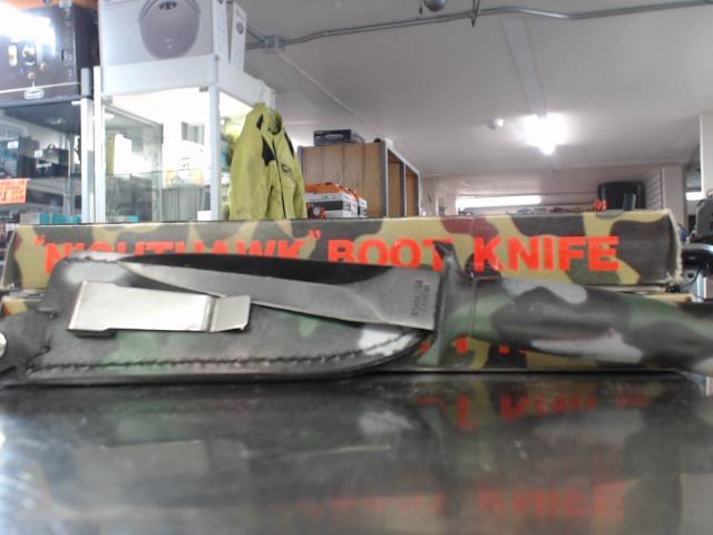 Boot knife