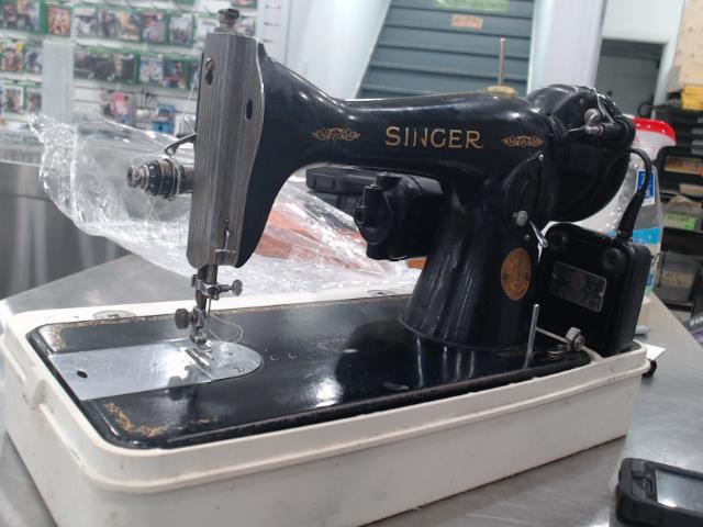 Machine a coudre vintage