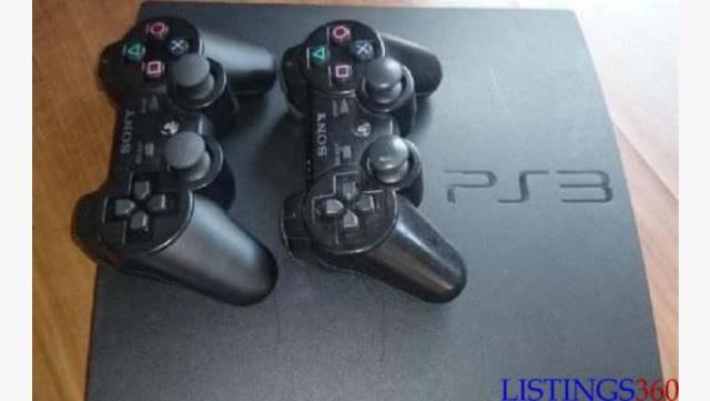 Sony ps3 slim avec manette et acc