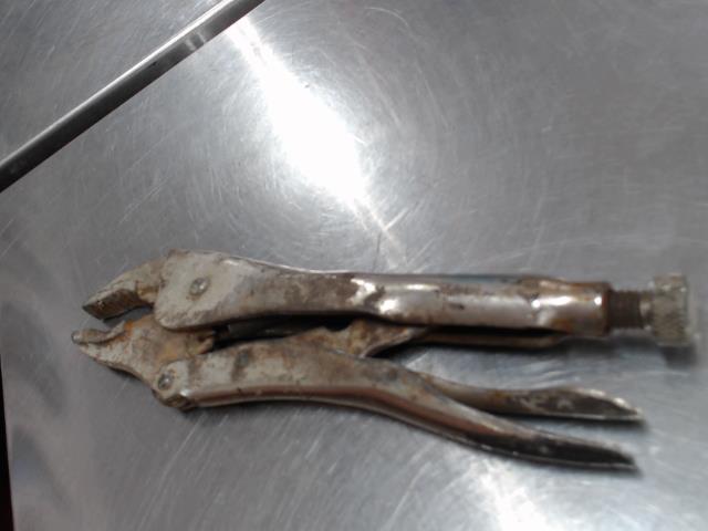 Paire vicegrip