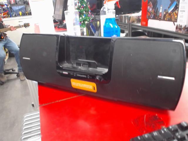 Dock speaker sirius xm/aux manque power