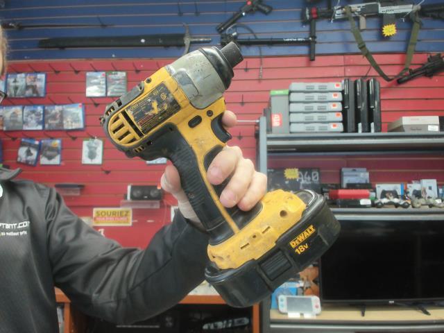 Dril dewalt avec batterie