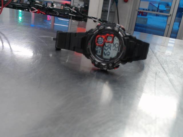 Montre noir digitale