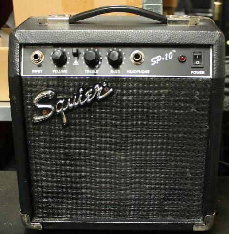 Ampli guit squier sp-10