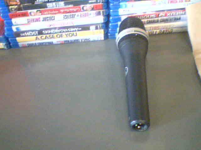 Microphone