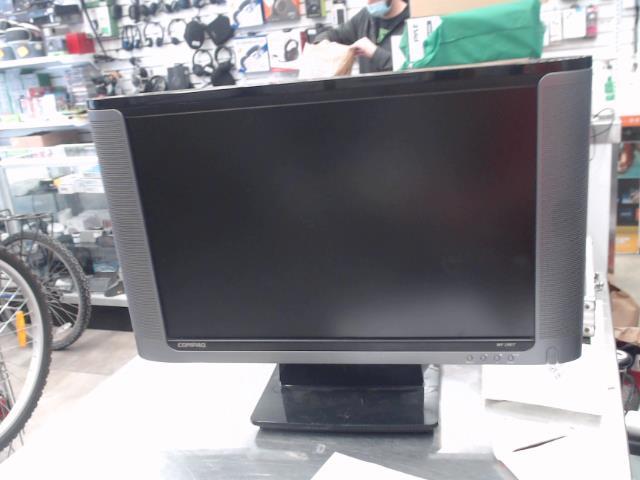 Moniteur pc lcd 19po. / no cable