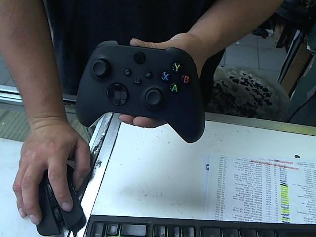 Manette noir seris x