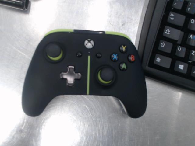 Manette power a xbox one