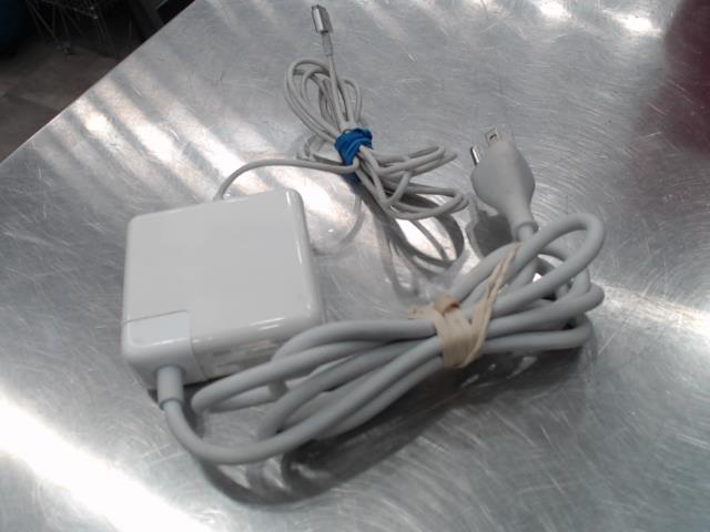 Power adapter apple 85w