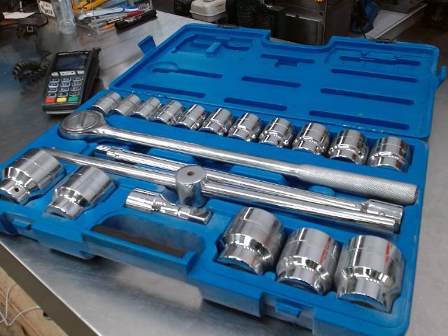 Kit de 3/4 inch dans case bleu mastercra