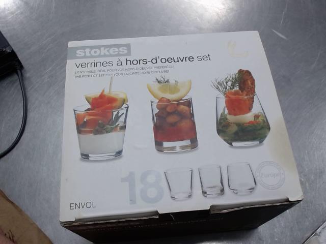 Verrines a hors-d'oeuvre set de 18