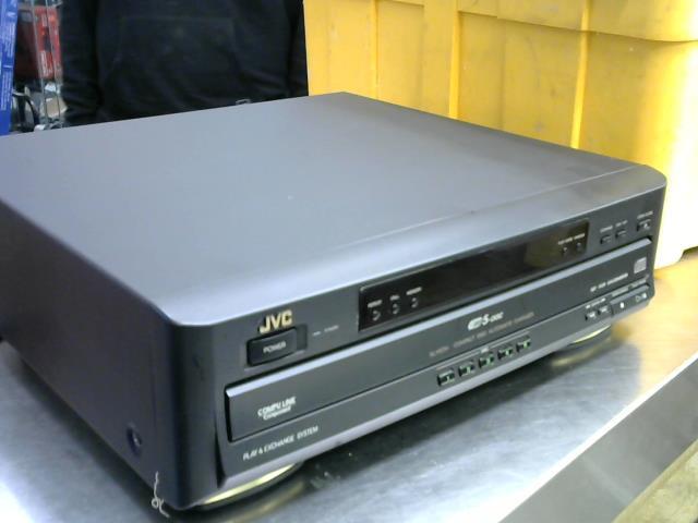 Compact disc automatic changer