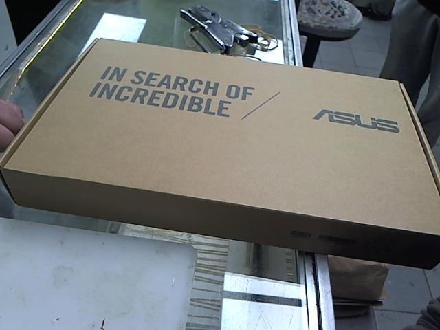 Portable in box neuf