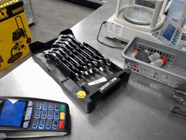 Ensemble de wrench set et de drill bits