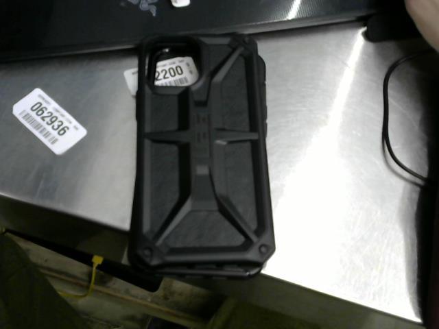 Uag iphone 12 pro case